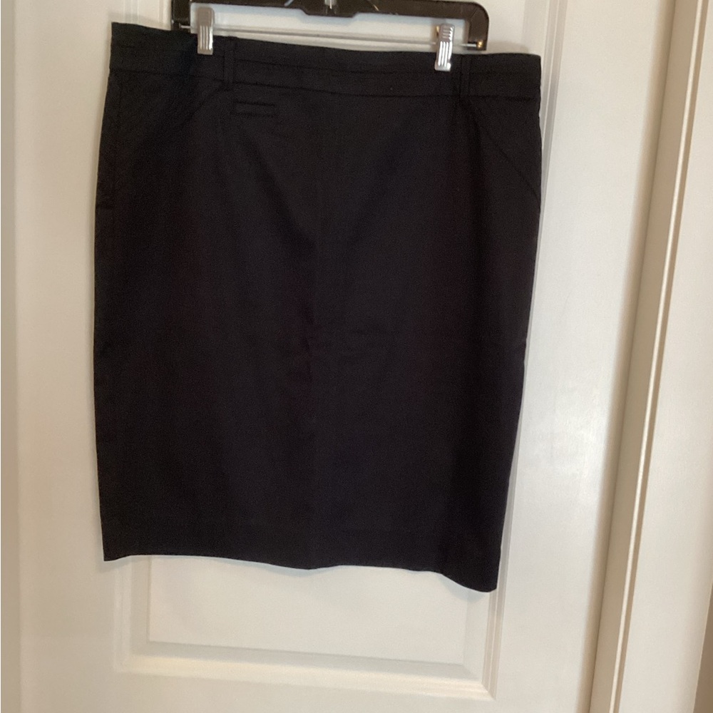 Classic Black Pencil Skirt - Timeless Office Staple